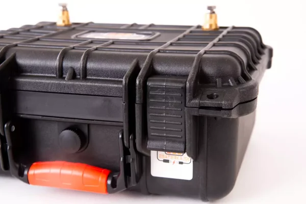 Litiove baterie na elektromotor 16,8V bateria na cln detail zamku kufra